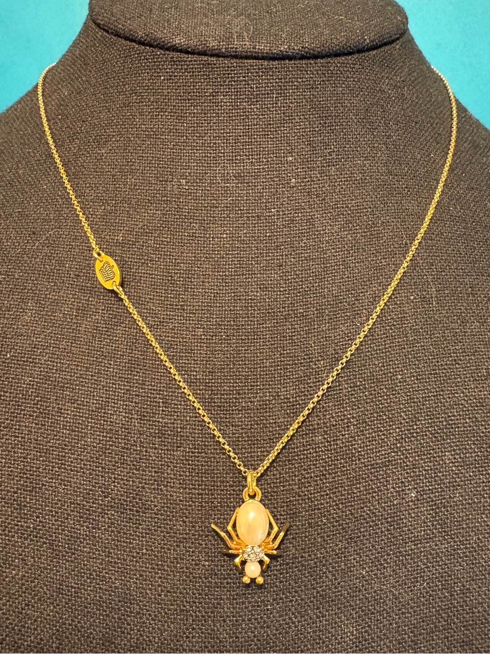 Juicy Couture necklace 2010 limited edition Spider wish gold tone faux pearl